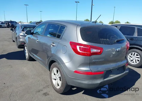 2013 Kia Sportage Lx z USA, uszkodzony, nr VIN KNDPB3A24D7487341